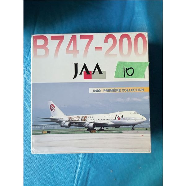 JAA JAPAN ASIA AIRWAYS B747-200 1:400 DIECAST MODEL AIRPLANE
