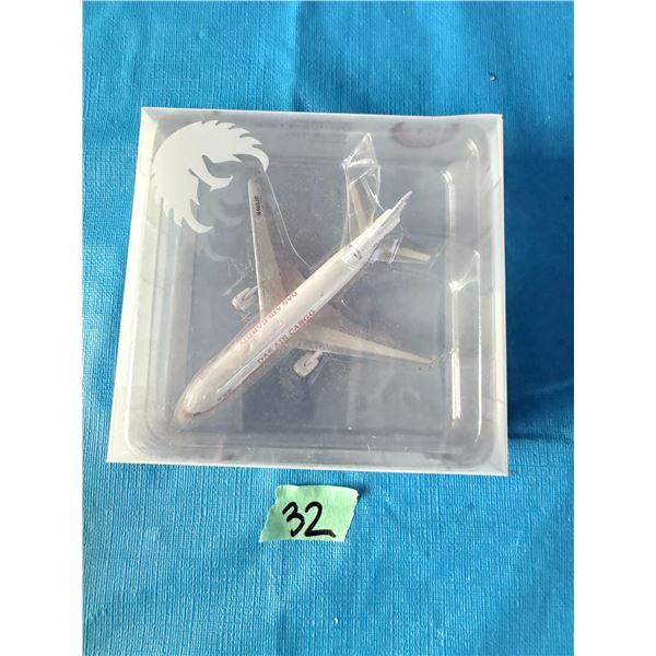 DAS AIR CARGO DIECAST MODEL AIRPLANE
