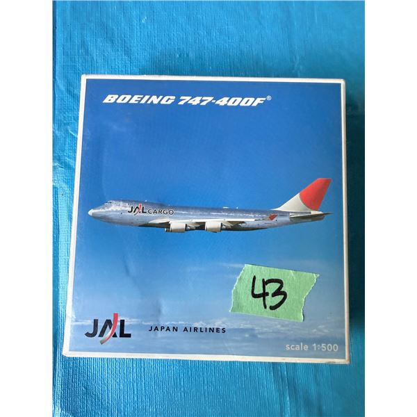 JAL CARGO BOEING 747-400F SCALE 1:500 DIECAST MODEL AIRPLANE