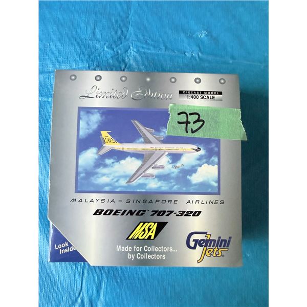 GEMINI JETS MALAYSIA-SINGAPORE AIRLINES BOEING 707-320 1:400 SCALE DIECAST MODEL AIRPLANE