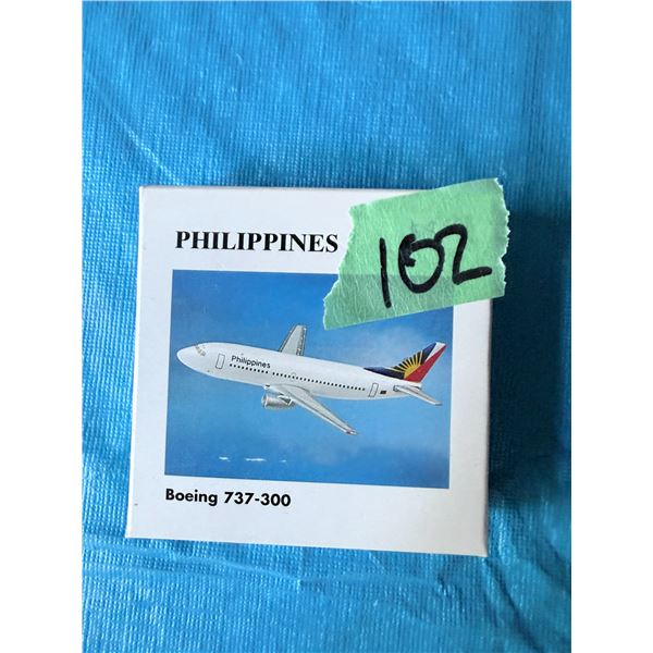 PHILIPPINES BOEING 737-300 DIECAST MODEL AIRPLANE