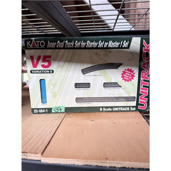 KATO UNITRACK N SCALE MODEL TRAIN
