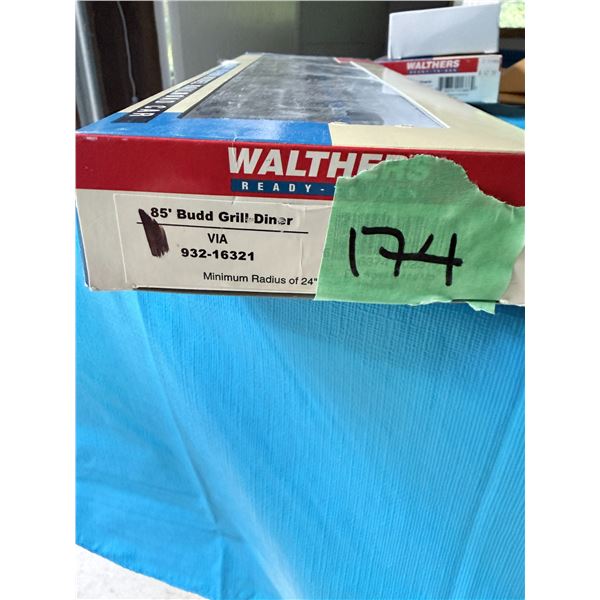 WALTHERS VIA 85' BUDD GRILL-DINER MODEL TRAIN