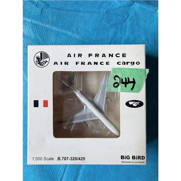 BIG BIRD AIR FRANCE CARGO B.707-320/420 1:500 SCALE DIECAST MODEL AIRPLANE