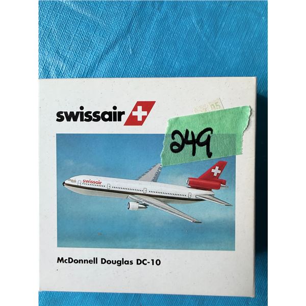 SWISSAIR MCDONNELL DOUGLAS DC-10 DIECAST MODEL AIRPLANE