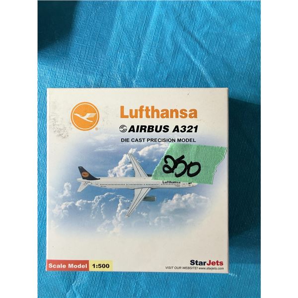 LUFTHANSA AIRBUS A321 1:500 DIECAST MODEL AIRPLANE