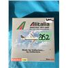 Image 1 : STARJETS ALITALIA BOEING 767-300 1:500 DIECAST MODEL AIRPLANE