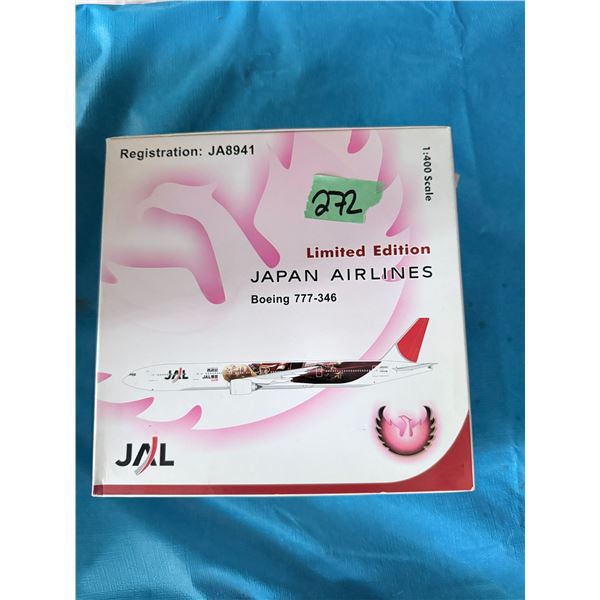JAPAN AIRLINES BOEING 777-346 1:400 DIECAST MODEL AIRPLANE