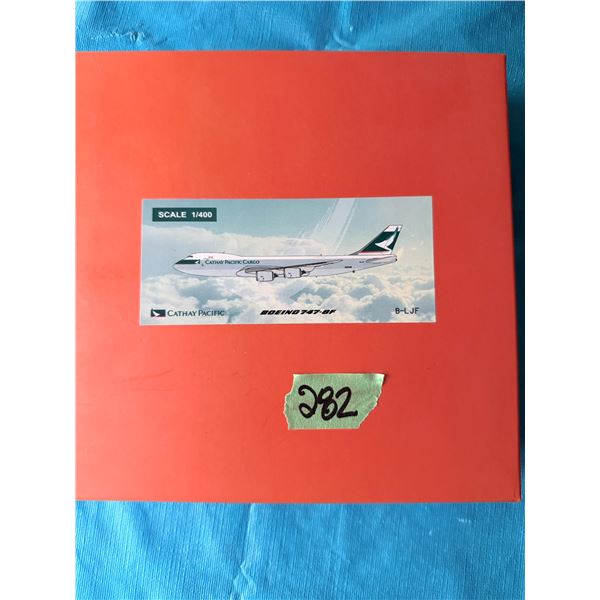 CATHAY PACIFIC BOEING 747-8F 1:400 DIECAST MODEL AIRPLANE