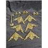 Image 1 : Brass/Brass Coloured Hardware