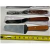 Image 3 : (5) Offset Icing Spatulas. (New)