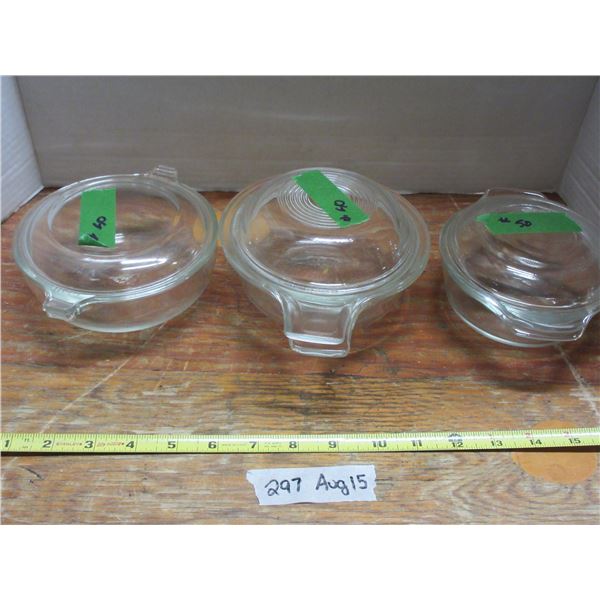 3 clear dishes