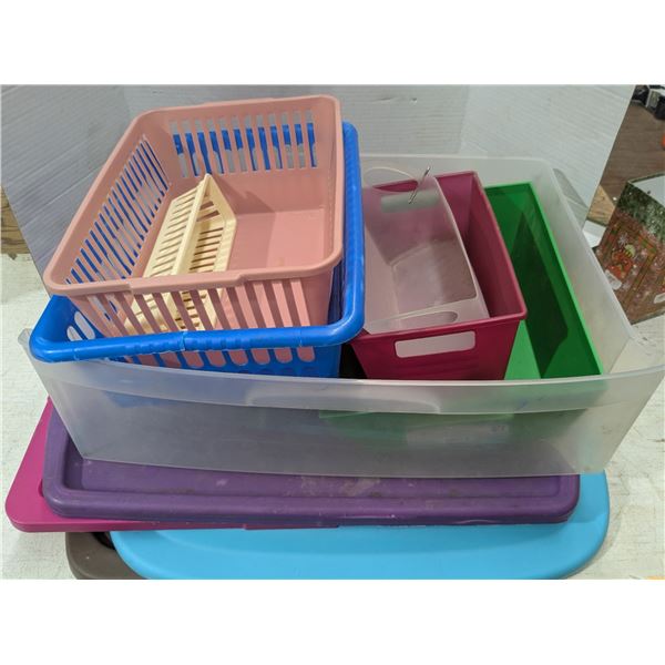 Assorted plastic baskets and trays with mixed tote lids