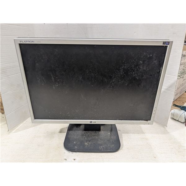 LG Flatron monitor