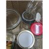 Image 3 : Canning jars with lids