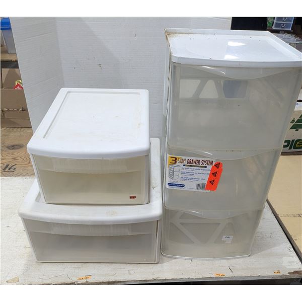 Plastic drawers