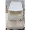 Image 3 : Plastic drawers