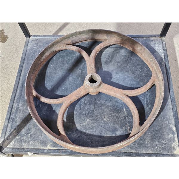 Heavy Cast Iron Pulley Wheel, 25 ½” Diameter (Lawn Ornament)