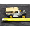 Image 3 : 1932 Chevy Roadster Pickup Model Vehicle