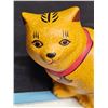 Image 6 : (3) Franklin Mint Curio Cabinet Cats
