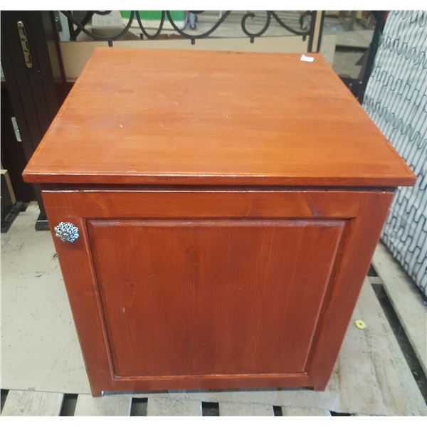 Wooden shoe cabinet. (25" X 24.5" X 27.5)