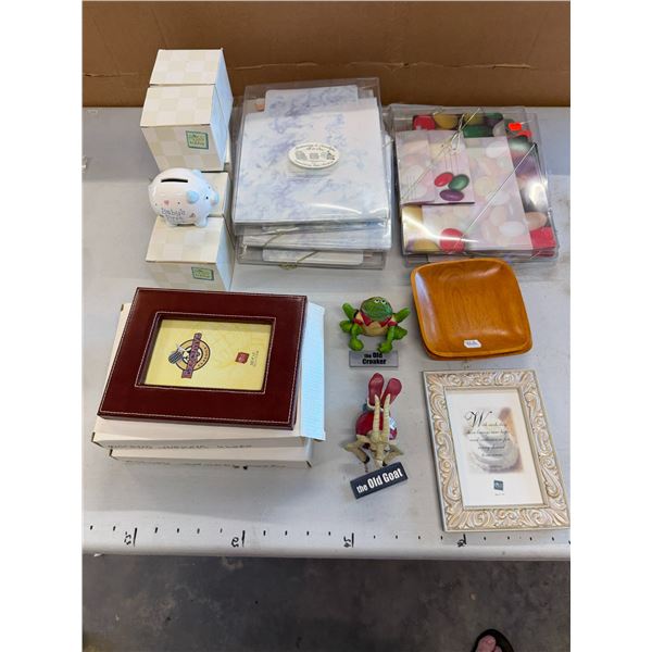 Ornaments, trinket plate, frame