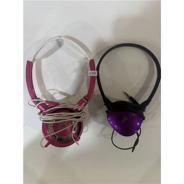 Headphones (2)