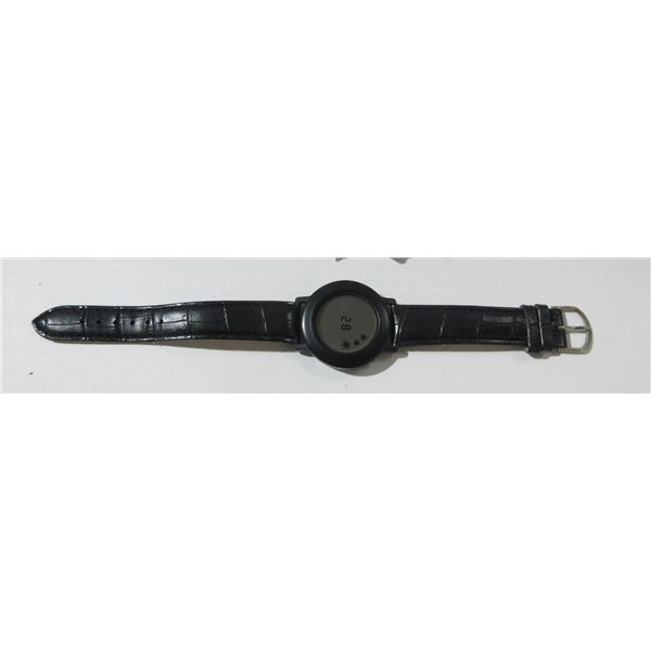 VINTAGE DIGITAL GRAPHIX QTZ WATCH, RUNS