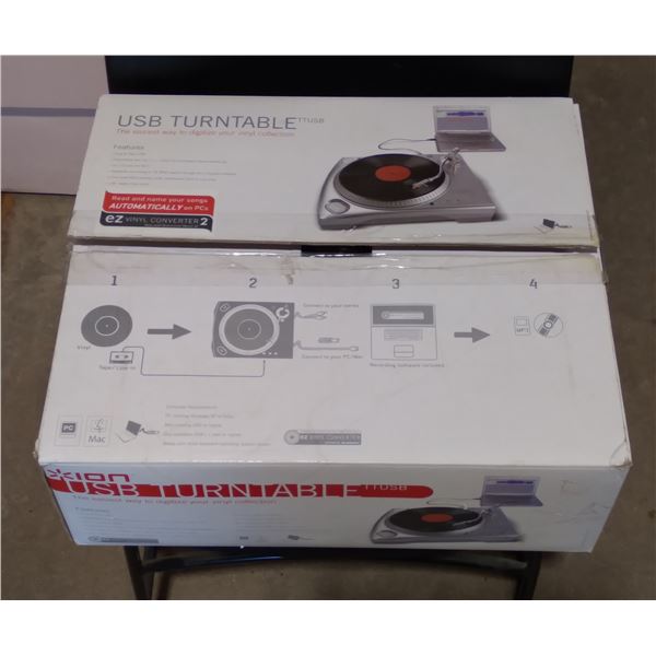USB Turn Table in Box (used)