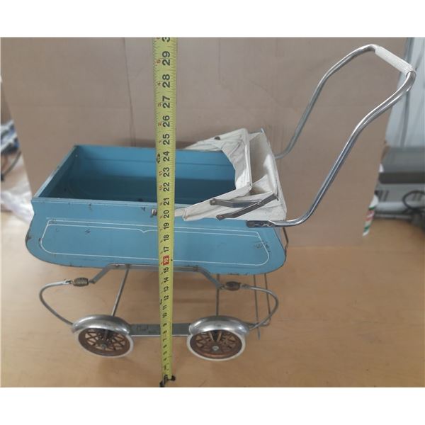 Vintage Boby Doll Buggy.