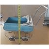 Image 1 : Vintage Boby Doll Buggy.