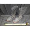 Image 2 : Black rubber work or rain boots. (Size 8)
