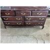 Image 3 : Bedroom furniture set, 2 dressers with mirror, headboard and night stand