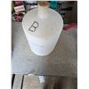 Image 4 : Home wine brewing kit, includes pump and bottles