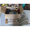 Image 1 : Plastic shelf brackets with wooden coat pegs
