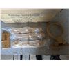 Image 4 : Plastic shelf brackets with wooden coat pegs
