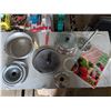 Image 1 : Mixed kitchenware