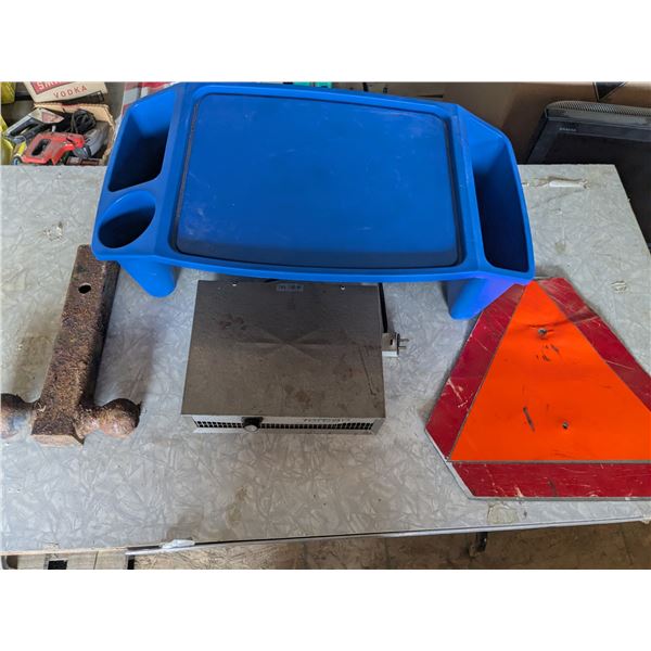 Mixed vehicle accessories lot, solid hitch, mini space heater, etc.