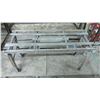 Image 3 : Tub Stand 42'' by 21.5''