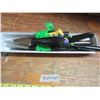 Image 2 : (1) Filleting Knife and Lot of Knives