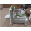 Image 2 : Collection of household items, including a Starfrit spiralizer, assorted glass and ceramic vases, an