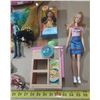 Image 4 : Lot of assorted dolls.