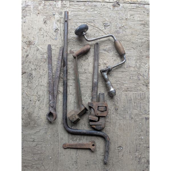 Vintage tool lot, mixed tools