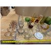 Image 2 : Lots of Glassware.