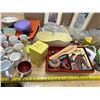 Image 5 : Lots of Misc. Items.