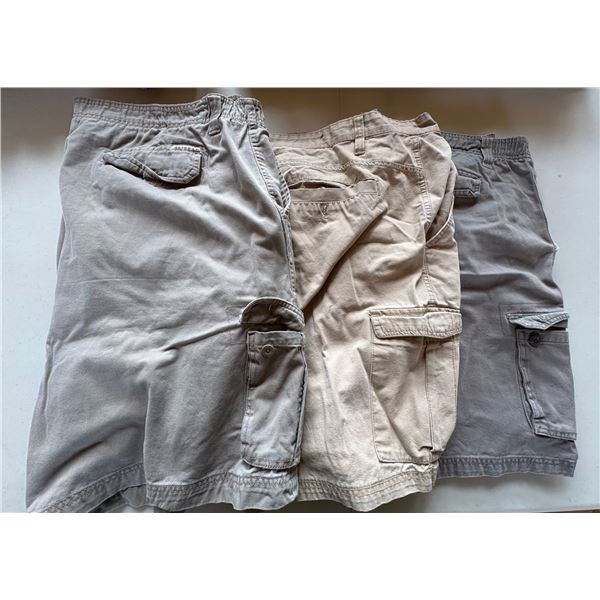 (3) Men's Cargo Shorts - Size 46.