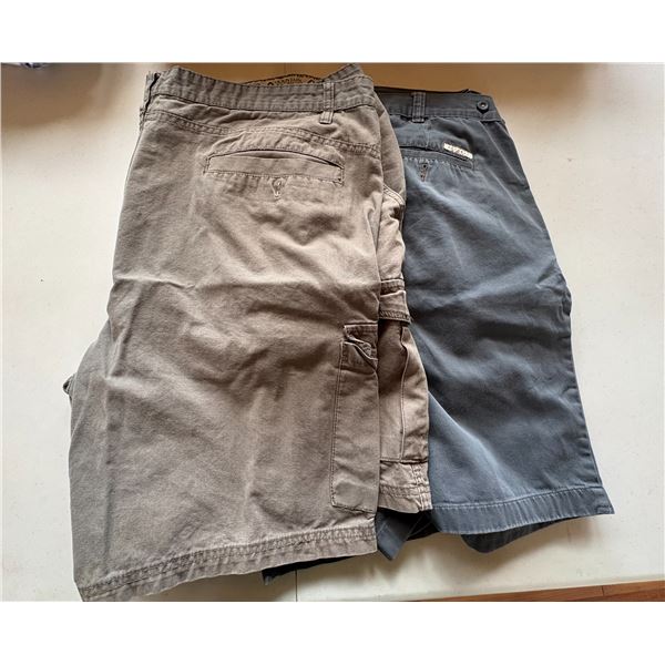 (2) Men's Shorts Size 46 - (1) Mountain Ridge and (1) Retreat.