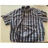 Image 3 : (2) Button Up Short Sleeves Shirt - (1) Dickies 3XL and (1) George Classic 2XL.