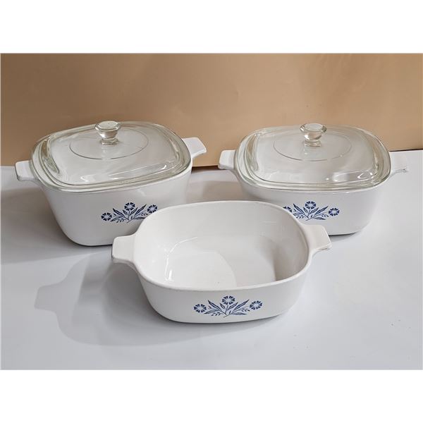 (3) Vintage Blue Cornflower Corning Ware Casserole Dishes (4/6/7c) w/ (2) P7C Pyrex Lids