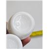 Image 4 : Vintage Dominion Glass Milk Glass S&P Shaker – Made in Canada